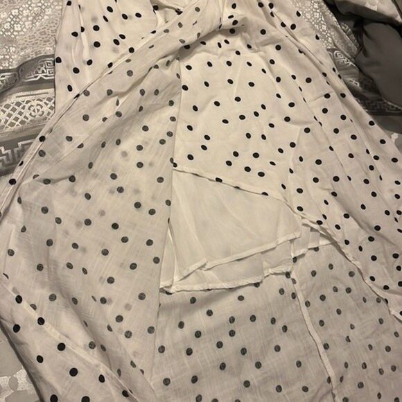 Lush Ivory Black Polka Dot Crossover Wrap Dress Size Small - Picture 9 of 13